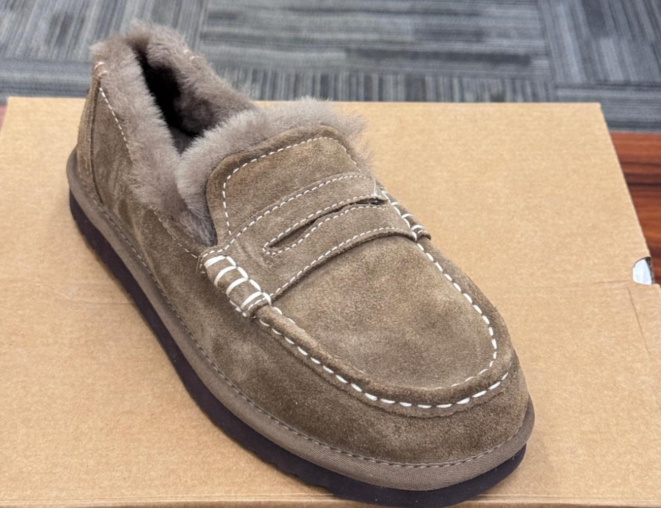 Sheepskin Snow Boots Style 12